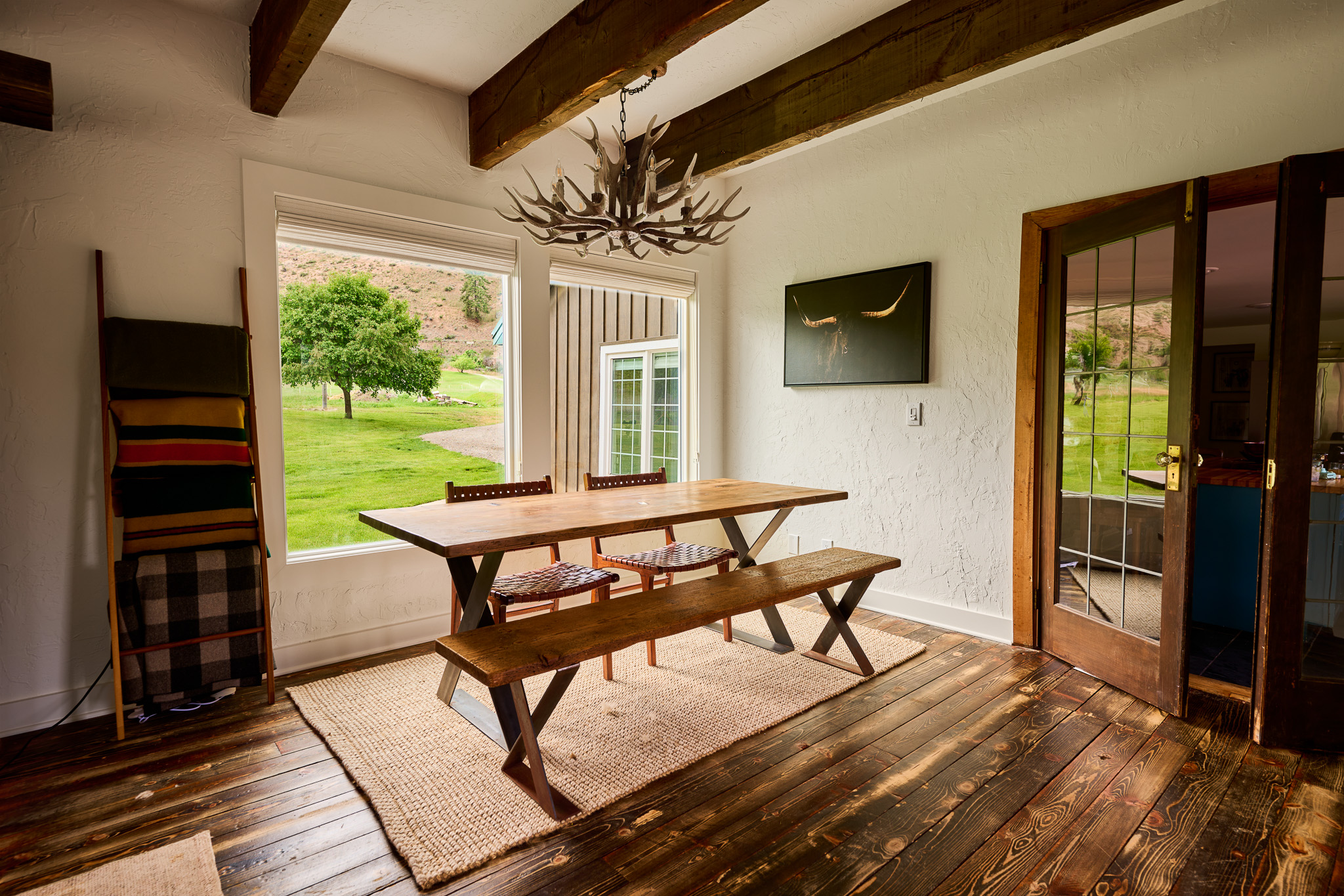 The farmhouse dining table